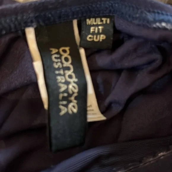 5 Piece Swimsuit and Cover-Up Bundle! - Picture 8 of 15